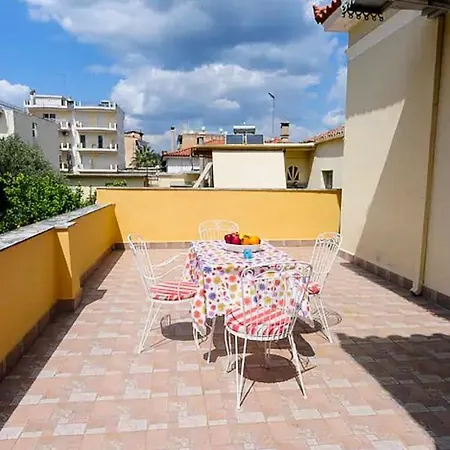 Zeta's Vintage House With Large Terrace&orange Tree Garden *