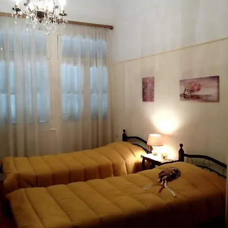 Villa Zeta's Vintage House With Large Terrace&orange Tree Garden
