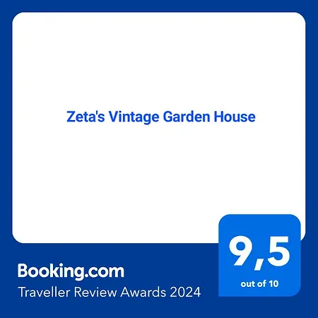 Zeta's Vintage Garden House Villa